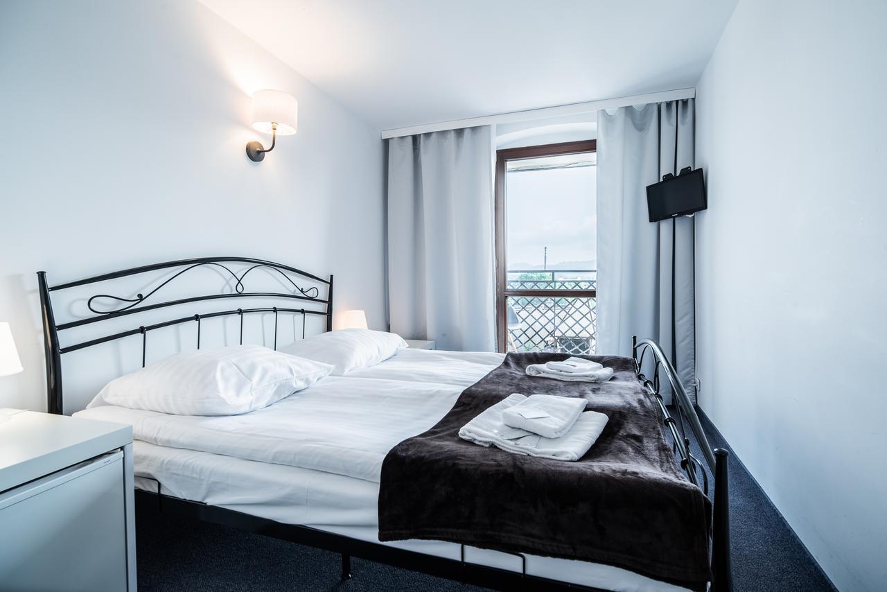 Great Polonia Jelenia Gora City Center Екстериор снимка